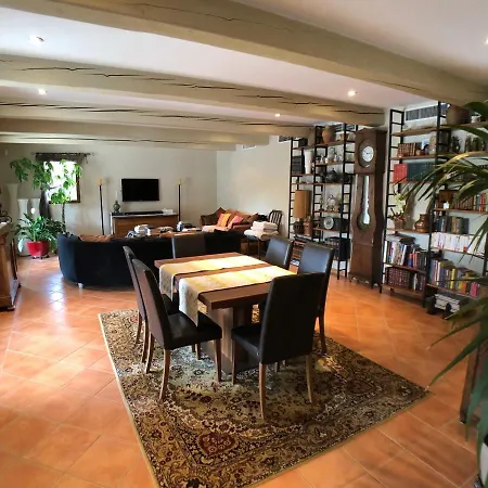 Des Pies Villa Fayence